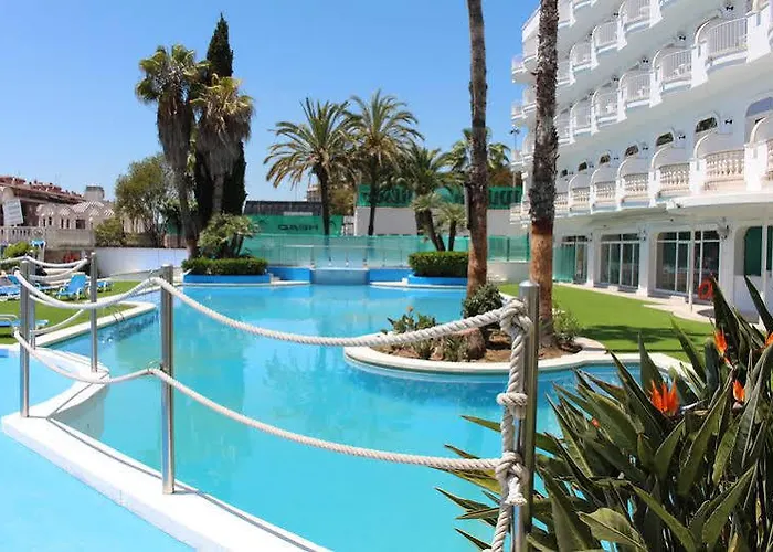 فندق Suneo Costa Brava يوريت دي مار