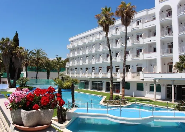 Ξενοδοχείο Suneo Costa Brava 4*