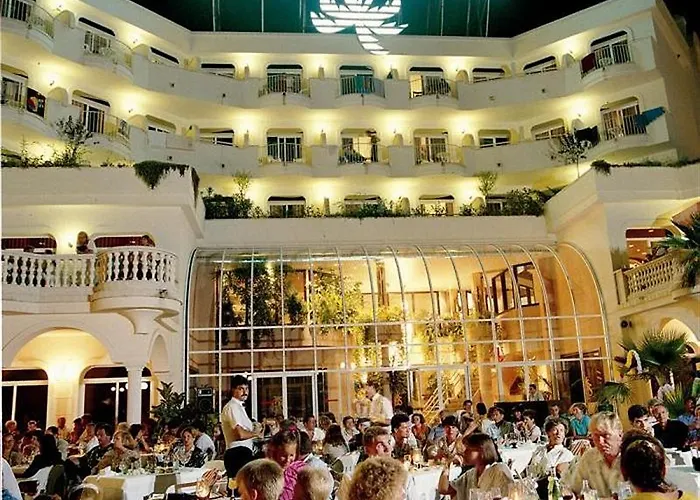 Hotel Suneo Costa Brava 4*
